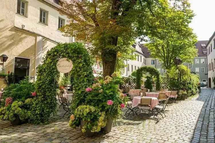 Sie sucht Sex Regensburg